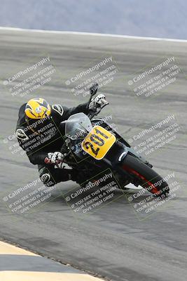 media/Nov-15-2025-Race Pace (Sat) [[8de605a2d8]]/Verified Riders/Bowl (1020am)/